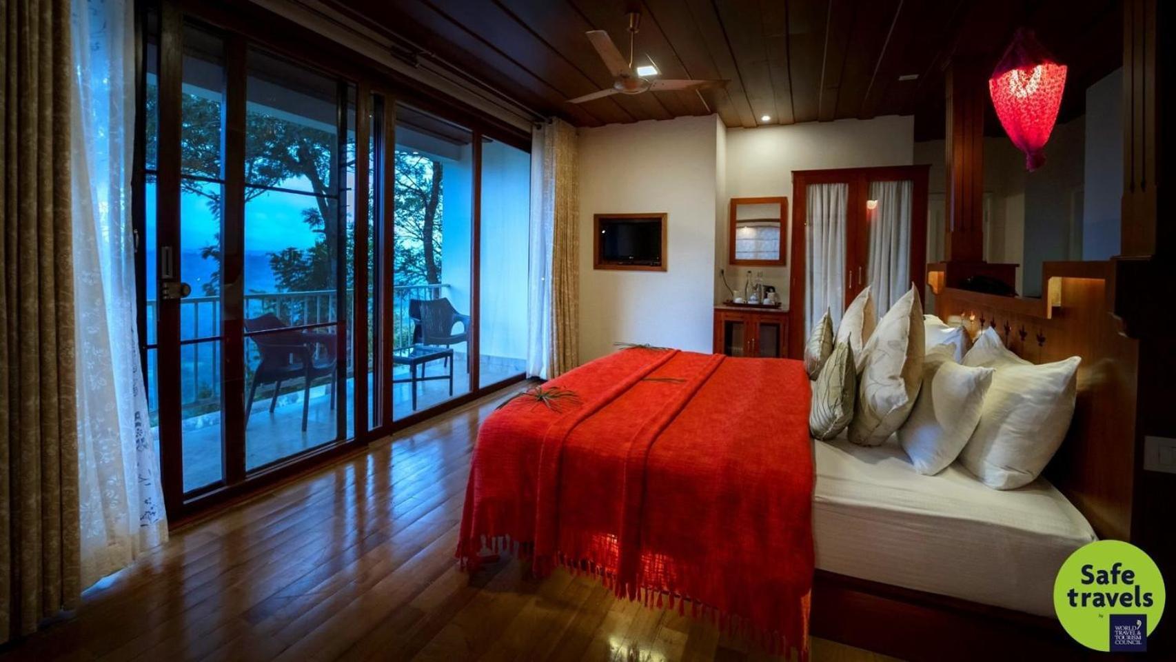 Spicetree Munnar Hotel Chinnakanal Екстериор снимка