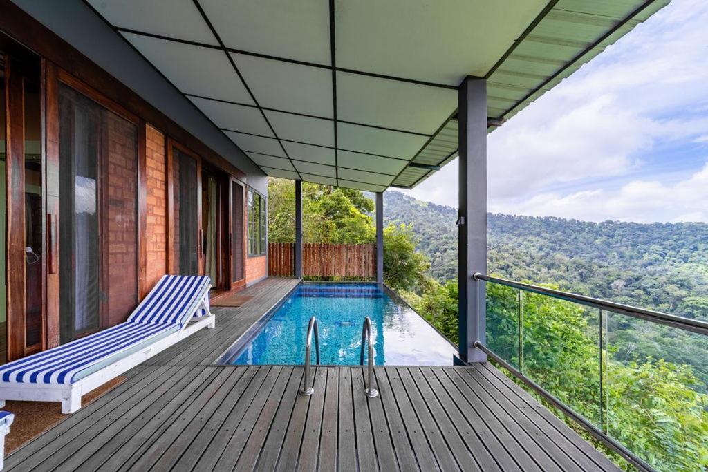 Spicetree Munnar Hotel Chinnakanal Екстериор снимка