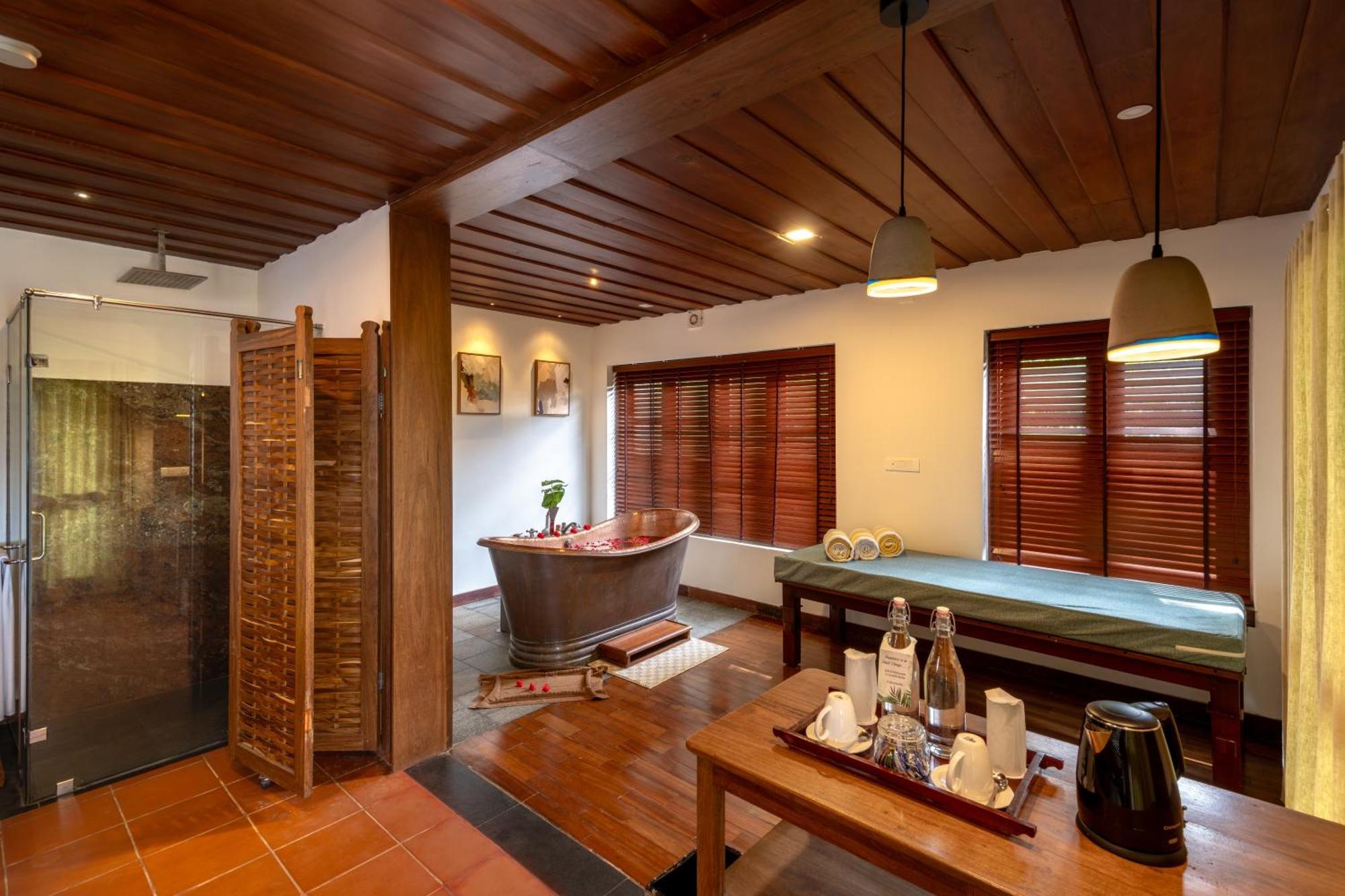 Spicetree Munnar Hotel Chinnakanal Екстериор снимка