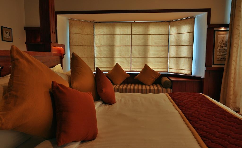 Spicetree Munnar Hotel Chinnakanal Екстериор снимка