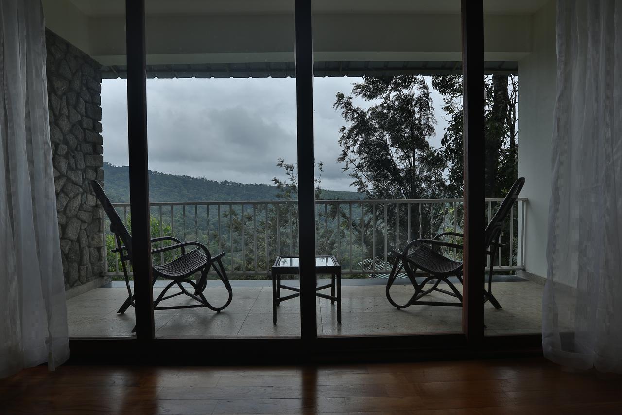 Spicetree Munnar Hotel Chinnakanal Екстериор снимка
