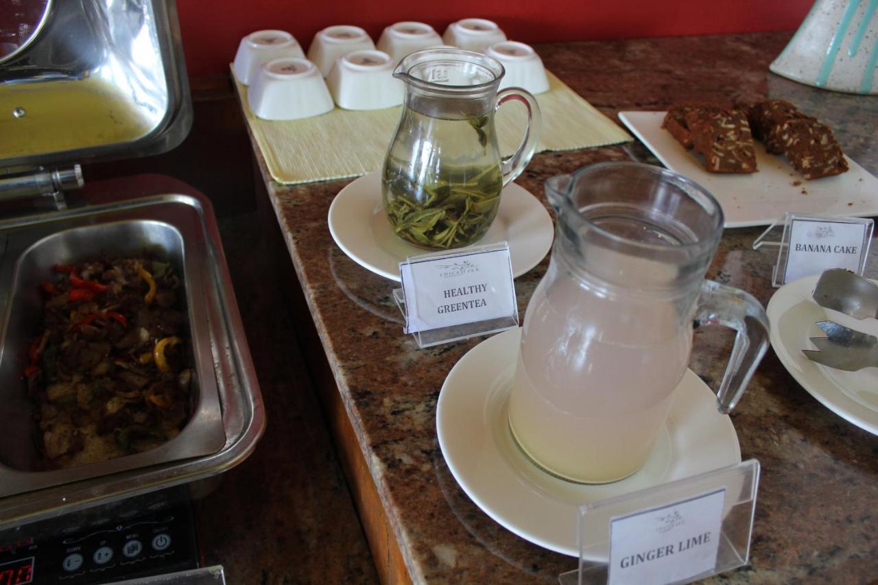 Spicetree Munnar Hotel Chinnakanal Екстериор снимка