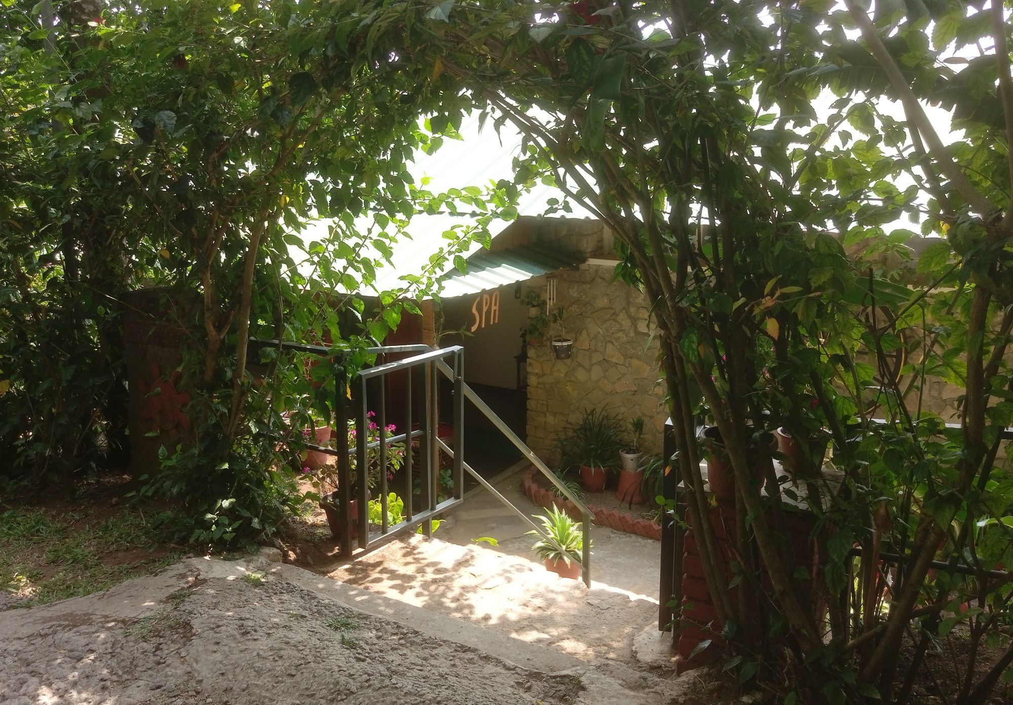 Spicetree Munnar Hotel Chinnakanal Екстериор снимка